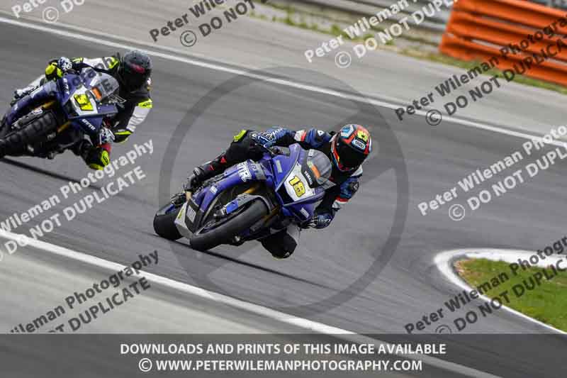 cadwell no limits trackday;cadwell park;cadwell park photographs;cadwell trackday photographs;enduro digital images;event digital images;eventdigitalimages;navarra;no limits trackdays;peter wileman photography;racing digital images;trackday digital images;trackday photos